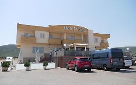 Hotel Godisa  2*